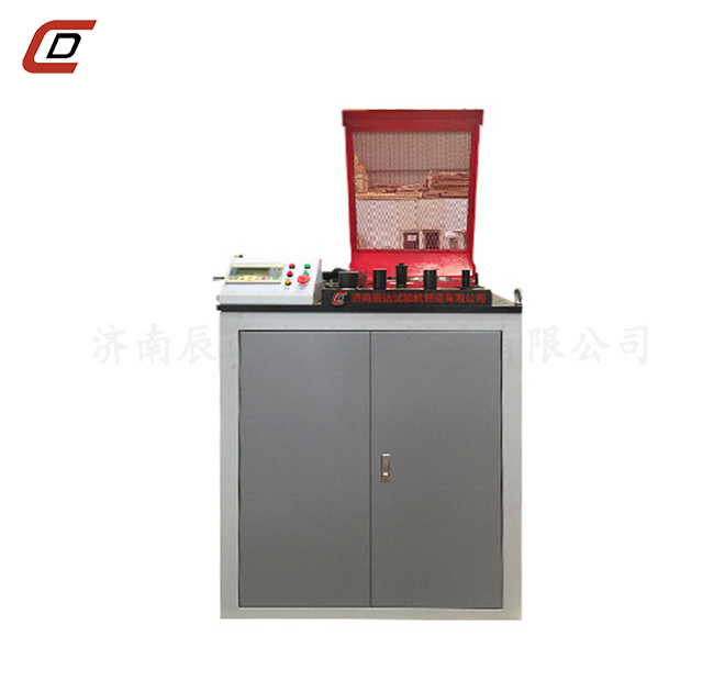 使用鋼筋彎曲試驗(yàn)機(jī)時(shí)要注意什么？